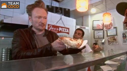 conan-obrien-nyc-pizza.jpg