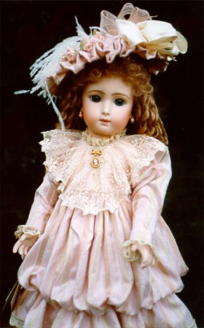 vintage-porcelain-dolls-17.jpg