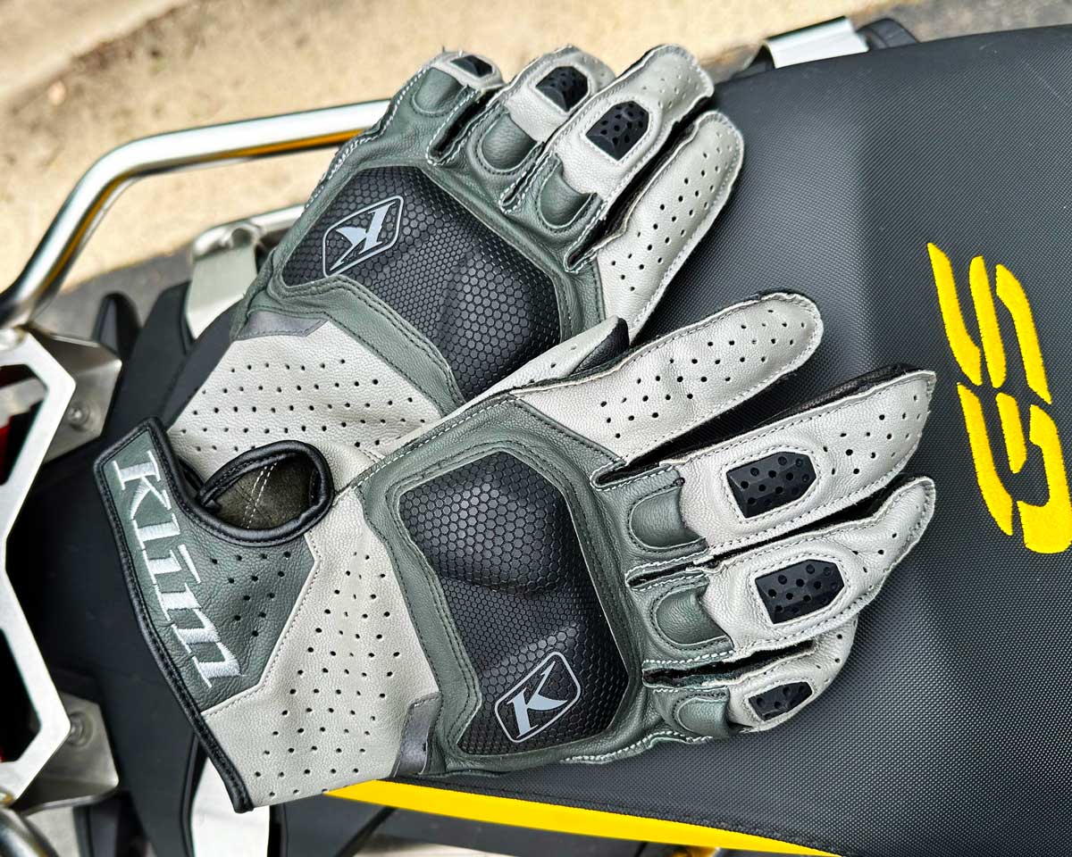 Klim Badlands Gloves Review 1