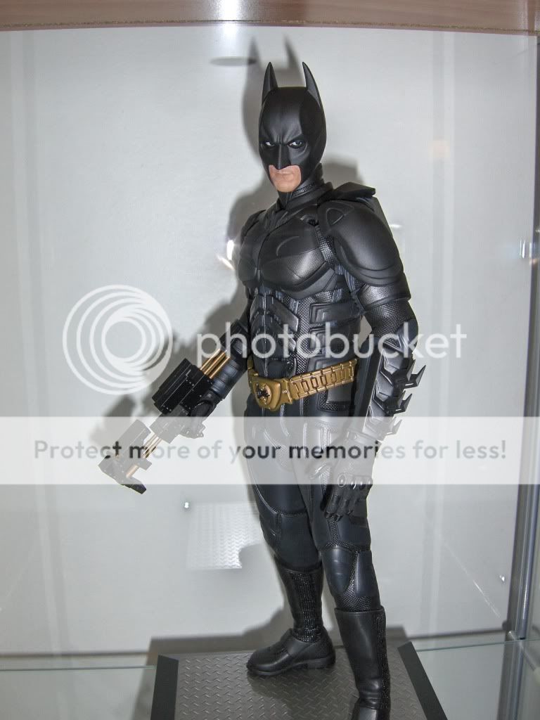 BatmanDX004.jpg