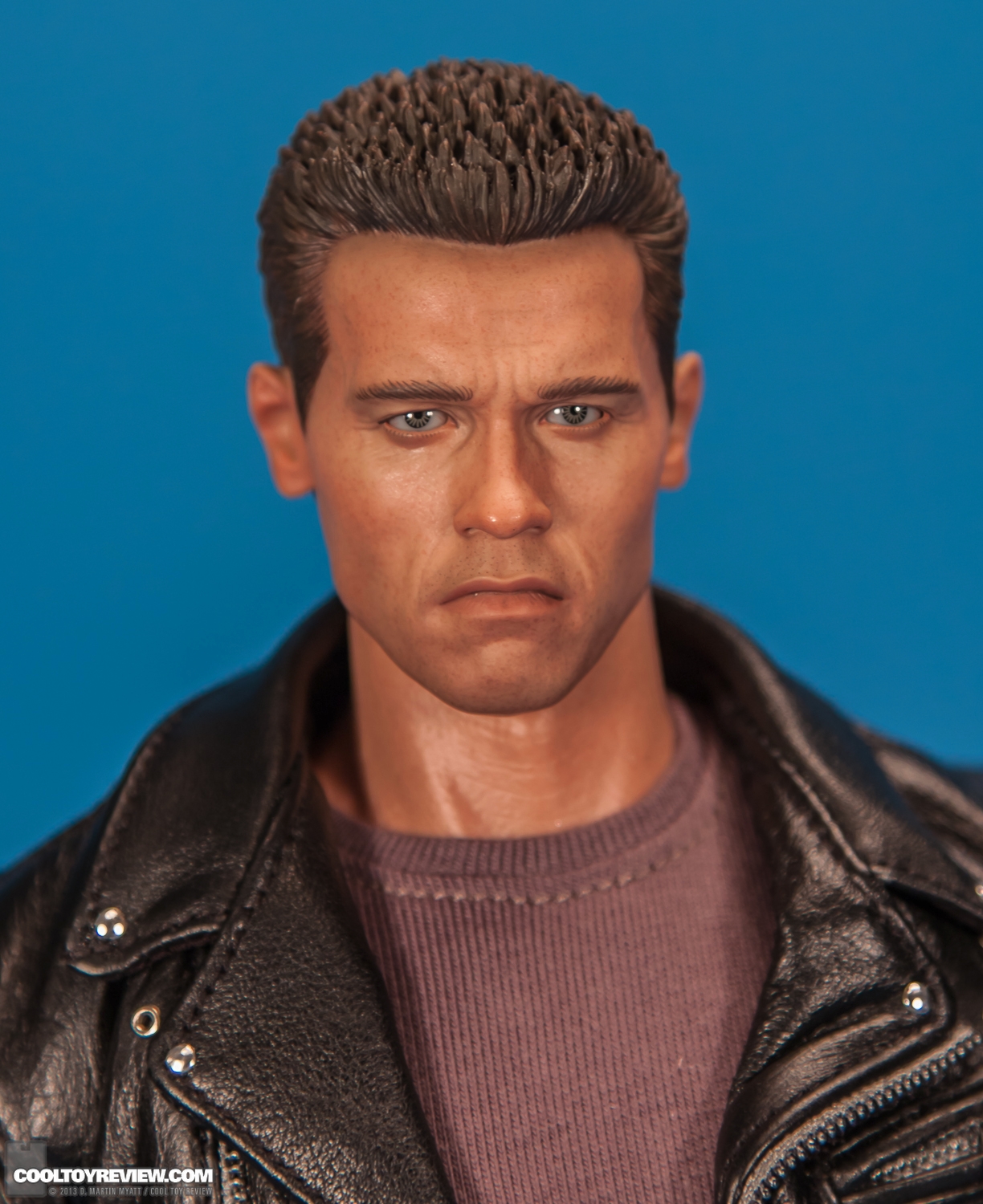 T-800_T2_DX10_Terminator_Hot_Toys-13.jpg