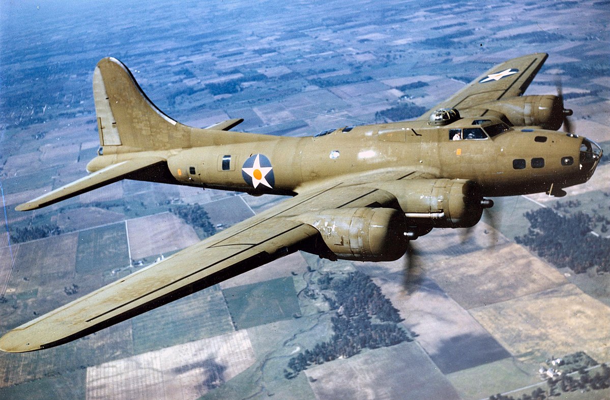 1200px-Color_Photographed_B-17E_in_Flight.jpg