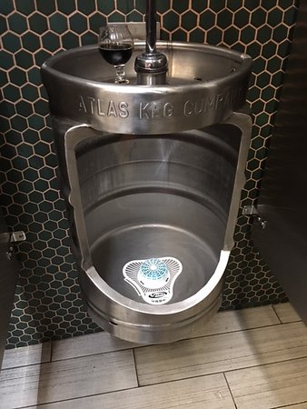 beer-keg-urinal.jpg
