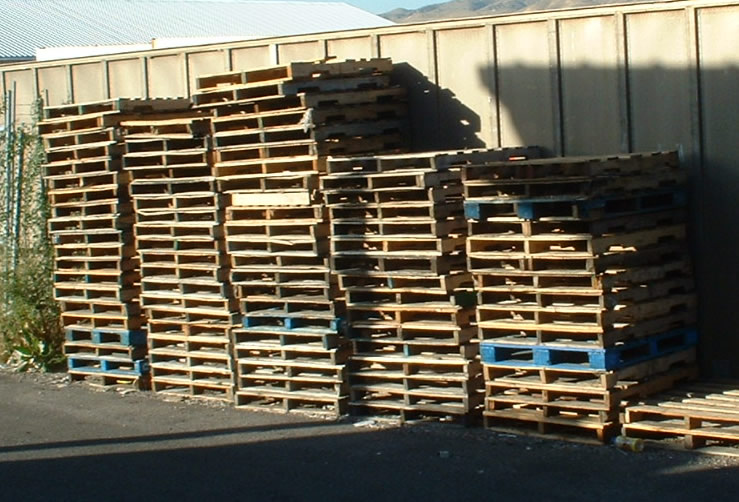 wooden-pallets.jpg
