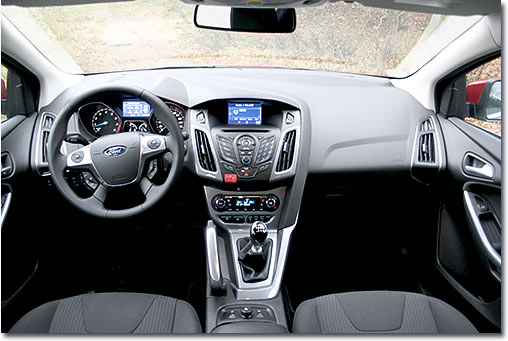 ford_focus_turnier_ecoboost201111_05.jpg