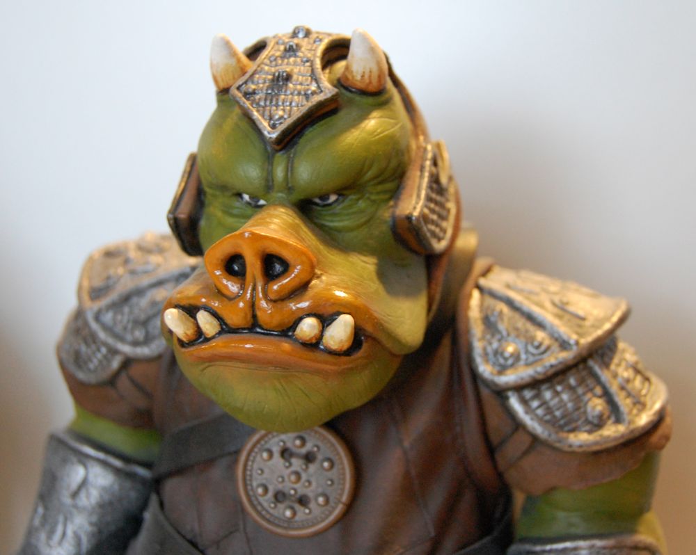 hasbro_gamorrean_repaint1b.jpg