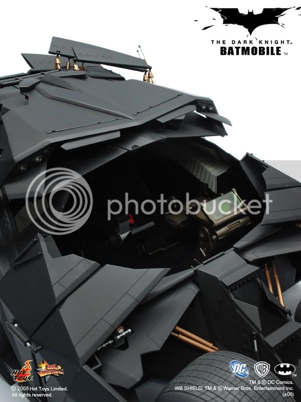 10TDK_Batmobile.jpg