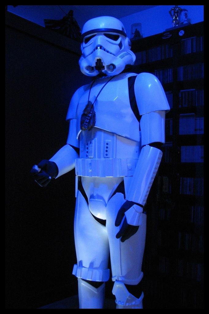 RS%20Prop%20Masters%20Stormtrooper%20armor%2042.jpg