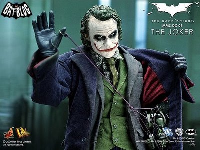 Joker+MMS+DX+01+Hot+Toys+Figure.jpg