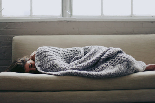 blanket-bored-cold-cosy-couch-Favim.com-366635.jpg