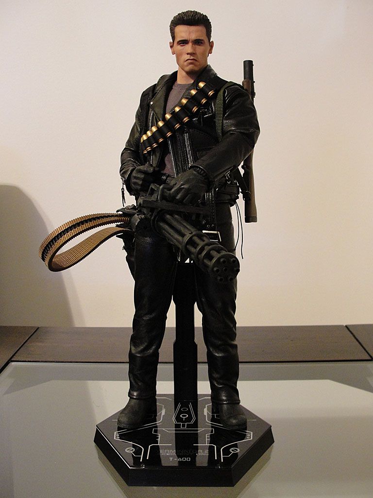 HotToys-Terminator2T-8001.jpg