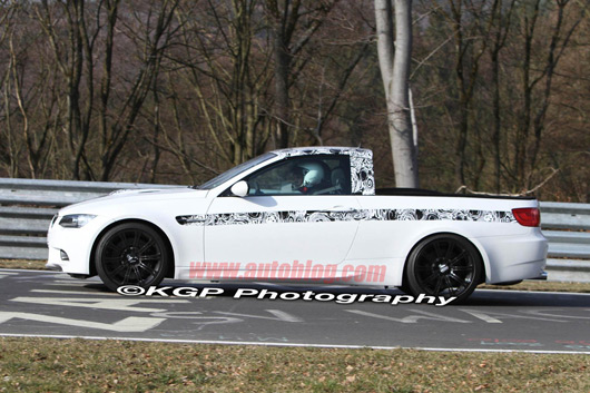 BMW-M3-ute-spied-Mar2011-02.jpg