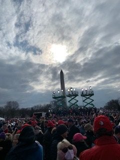 Jan-6-Sun-on-Washington-Monument.jpg