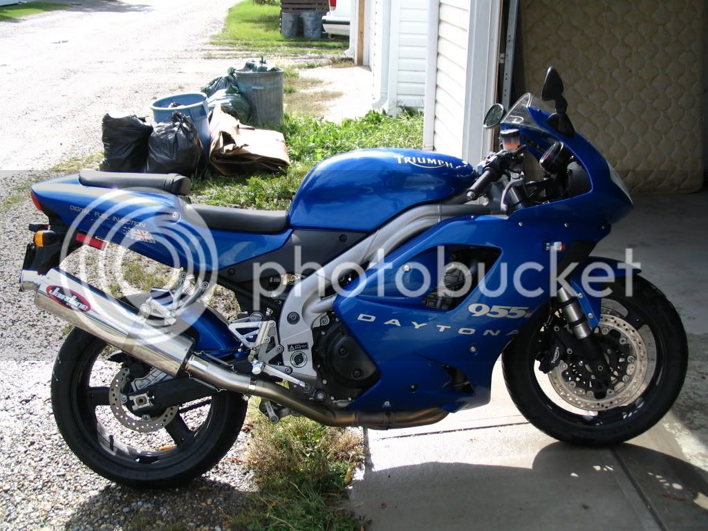 triumph-daytona955-02-bikepics-4342.jpg