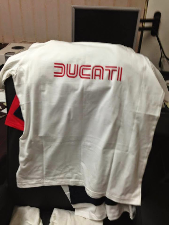 Ducati+back.jpg