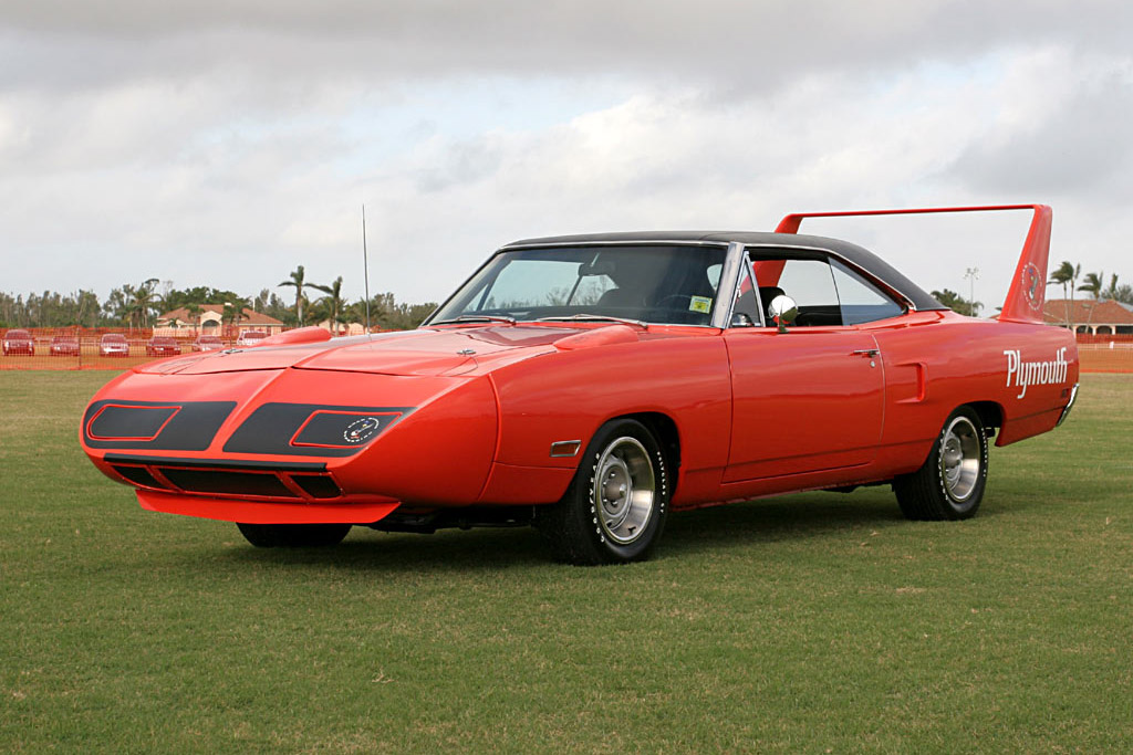 Plymouth-Road-Runner-Superbird-7272.jpg