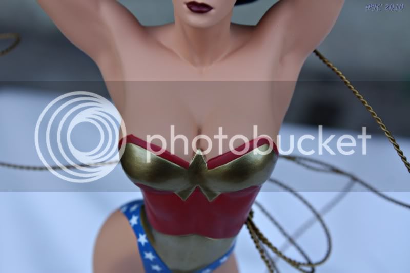 WonderWomanAH20.jpg