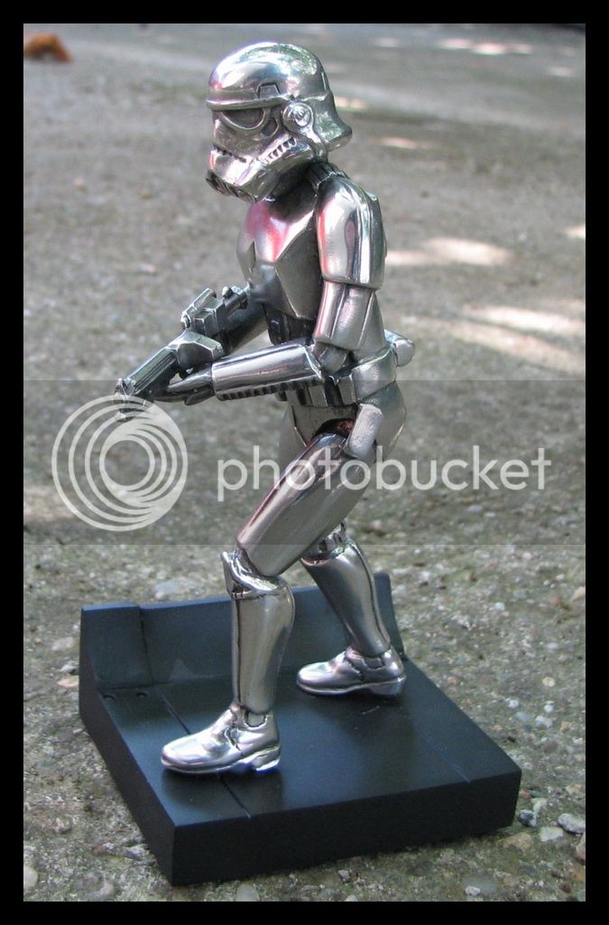 Royal%20Selangor%20Pewter%20Stormtrooper%2010_zpschx2ga6l.jpg