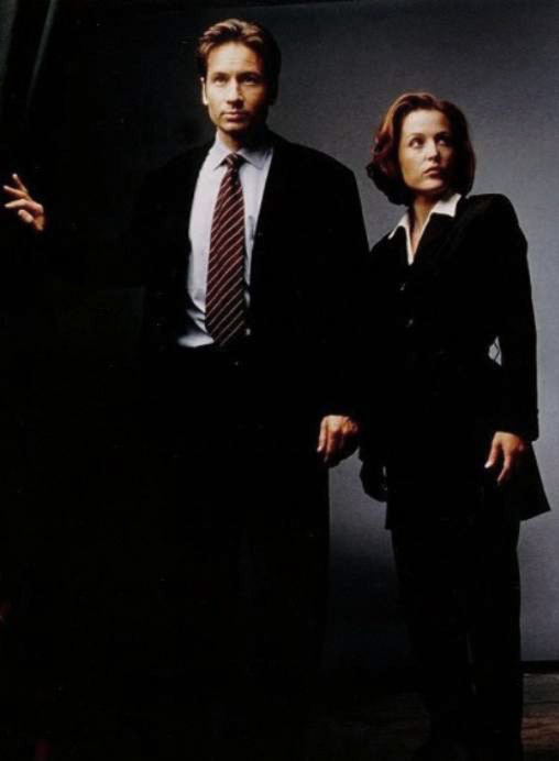 Fight-the-Future-Promo-Image-the-x-files-fight-the-future-7686862-508-692.jpg