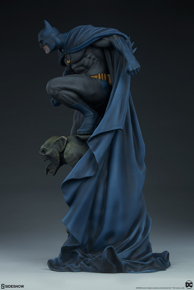 Batman-Premium-Format-Figure-4.jpg