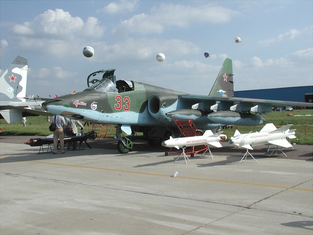Sukhoi_Su-25...%2C_Russia_-_Air_Force_AN0190585.jpg