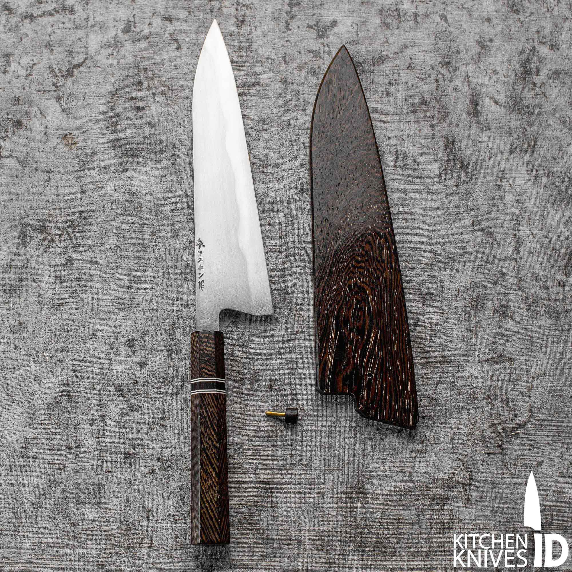 mr mizuno's finest knives // sakai — strangertalk