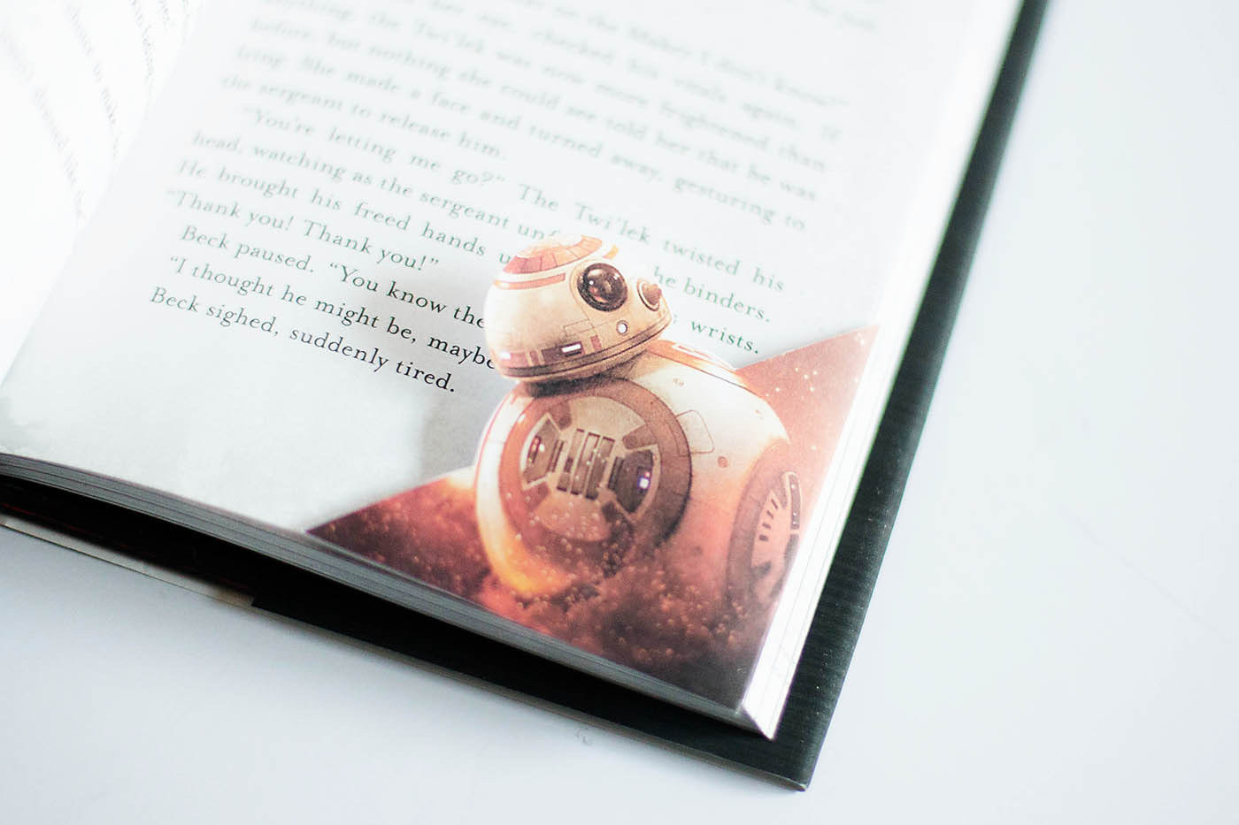 aftb-bb-8-bookmark-3.jpg