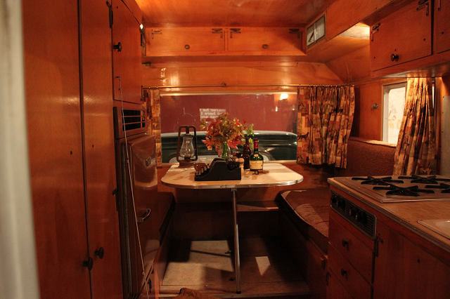 johnsteinbeck-05-autocaravana.cat.png