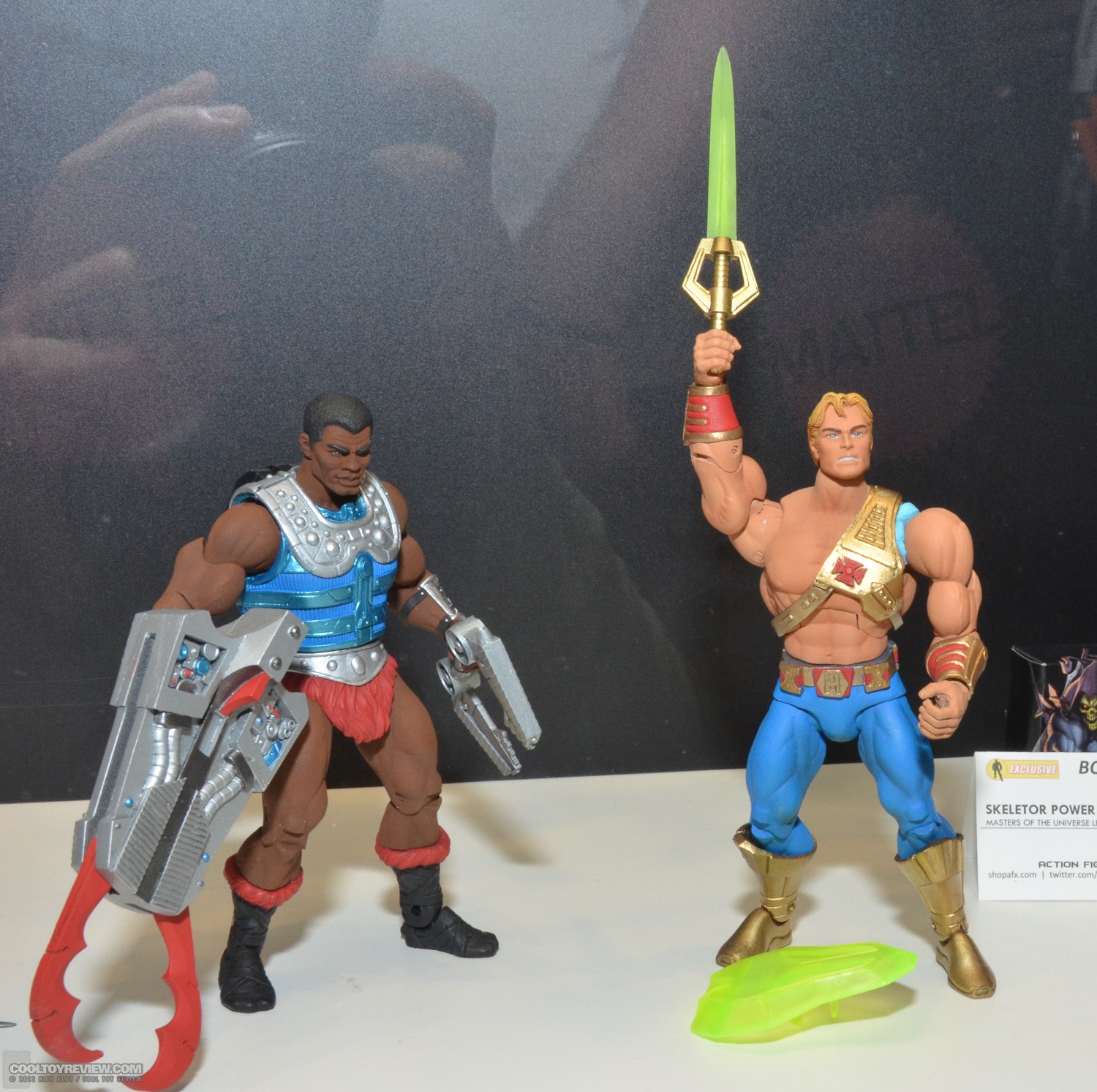 Mattel_Saturday_MOTU_DC_Universe_Watchmen_NYCC-14.jpg