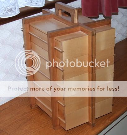 singletowerboxchest06.jpg