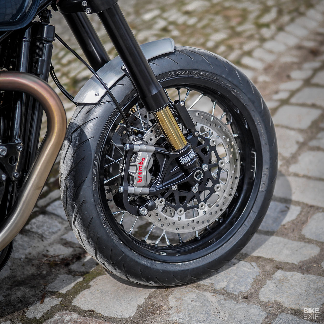 Custom Triumph Speed Twin cafe racer by Chris Raisch