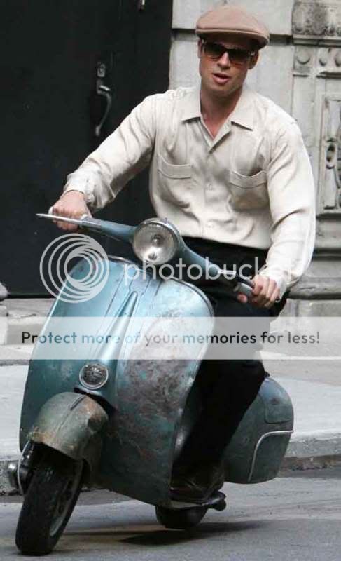 Brad-Pitt-Motorcycle-01.jpg