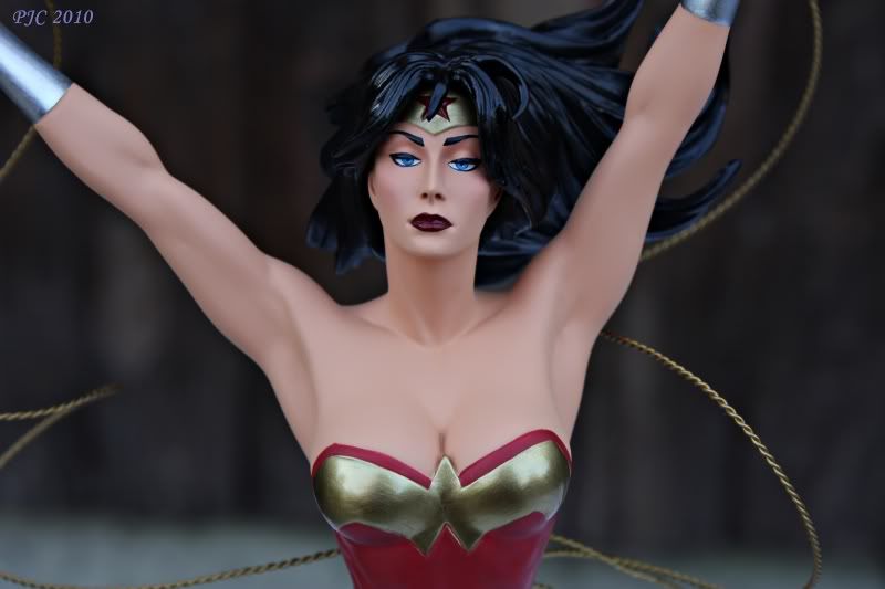 WonderWomanAH19.jpg