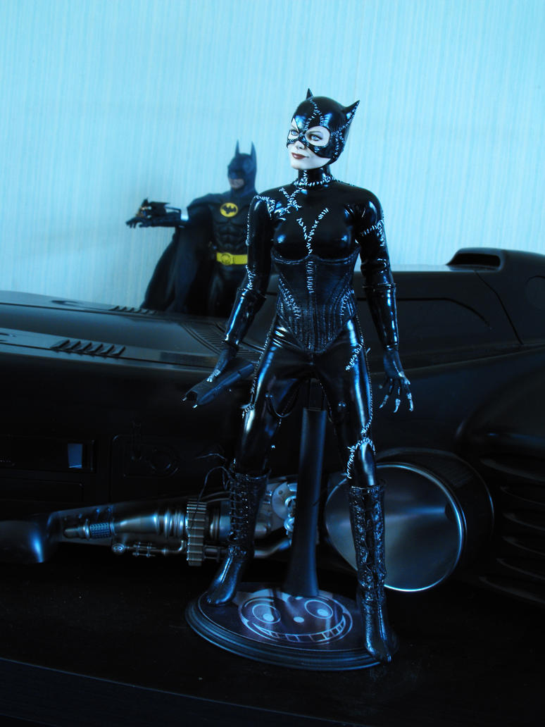 1_6_scale_custom_catwoman_action_figure_by_sean_dabbs_fx-d82kvbg.jpg