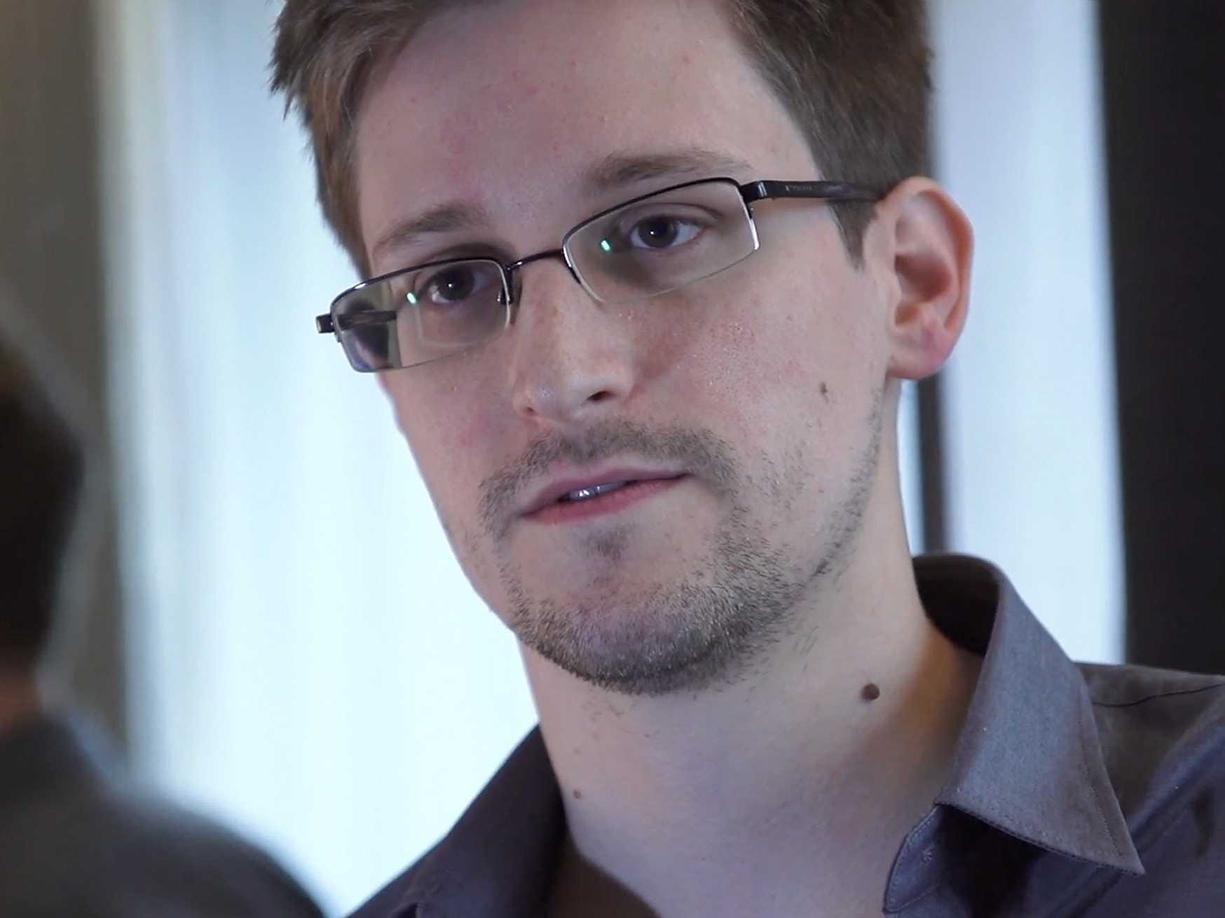 wikileaks-edward-snowden-has-requested-asylum-in-6-more-countries-but-were-not-saying-which-ones.jpg