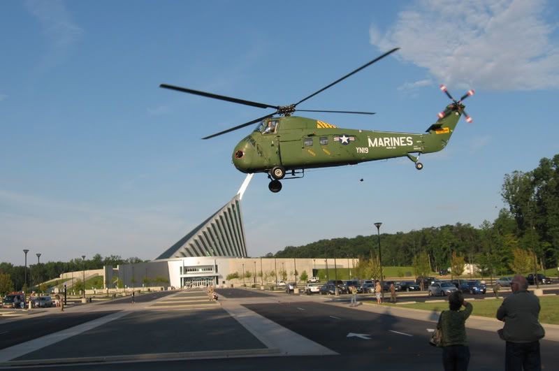 MarineCorpsHelicopter.jpg