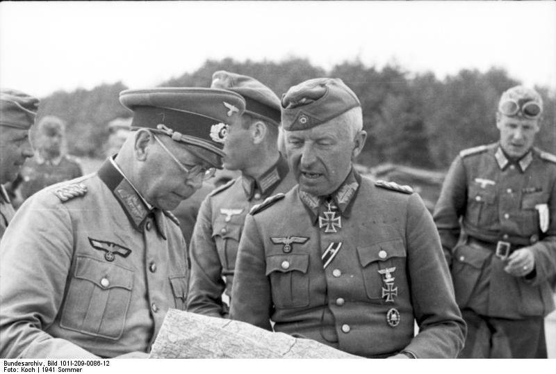 1376262755_bundesarchiv_bild_101i-209-0086-12_russland-nord_erich_von_manstein_brandenberger.jpg