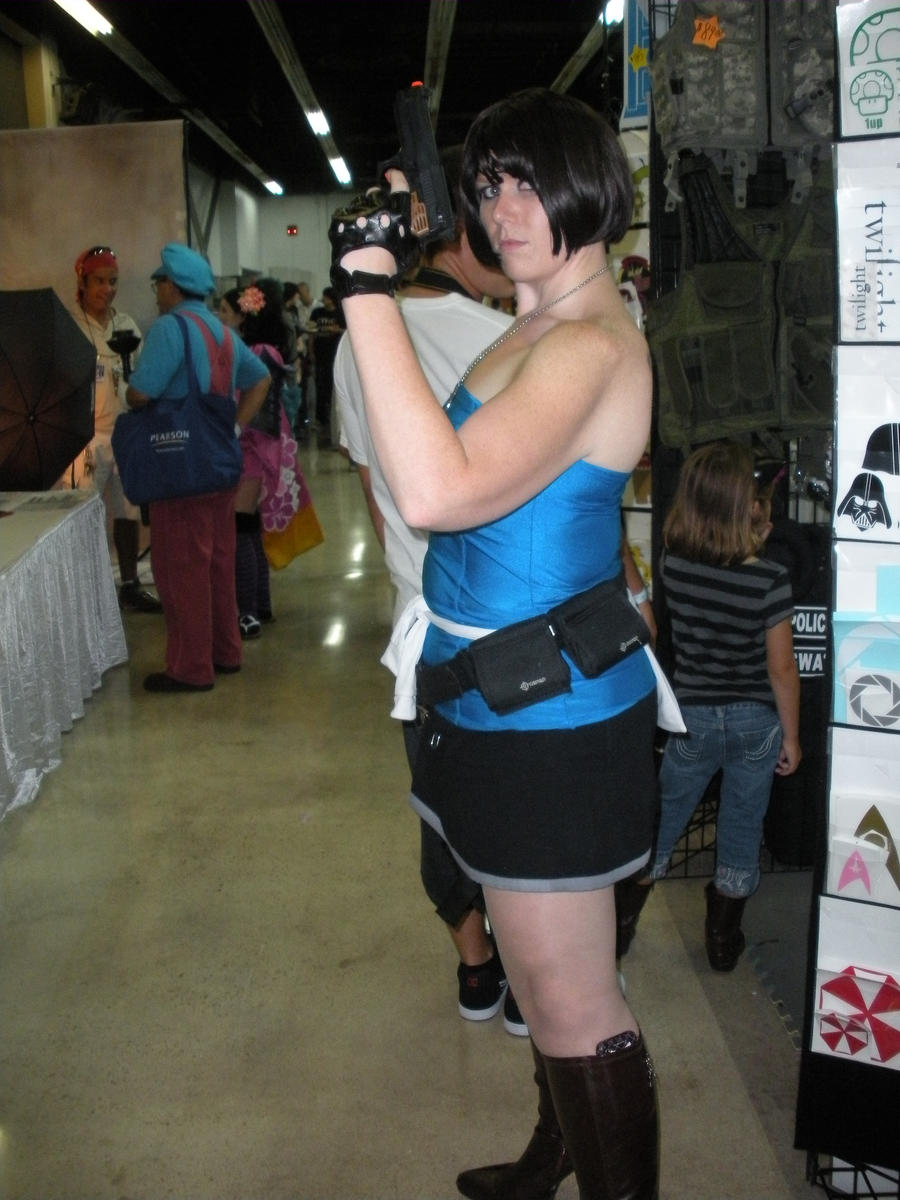 cosplay__jill_valentine_by_15marbles-d2zhju4.jpg