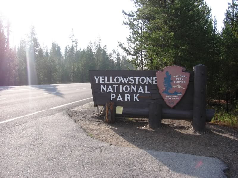 46-Yellowstoneentry.jpg