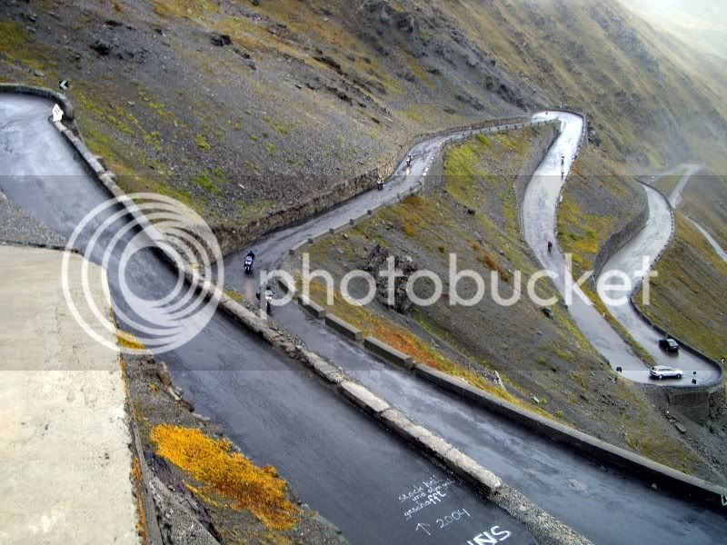 FJRsontheStelvioPass.jpg