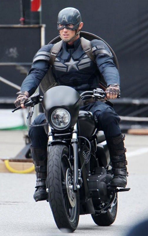 winter-soldier-set-pic-captain-america-rides-his-bike-in-new-suit.jpg
