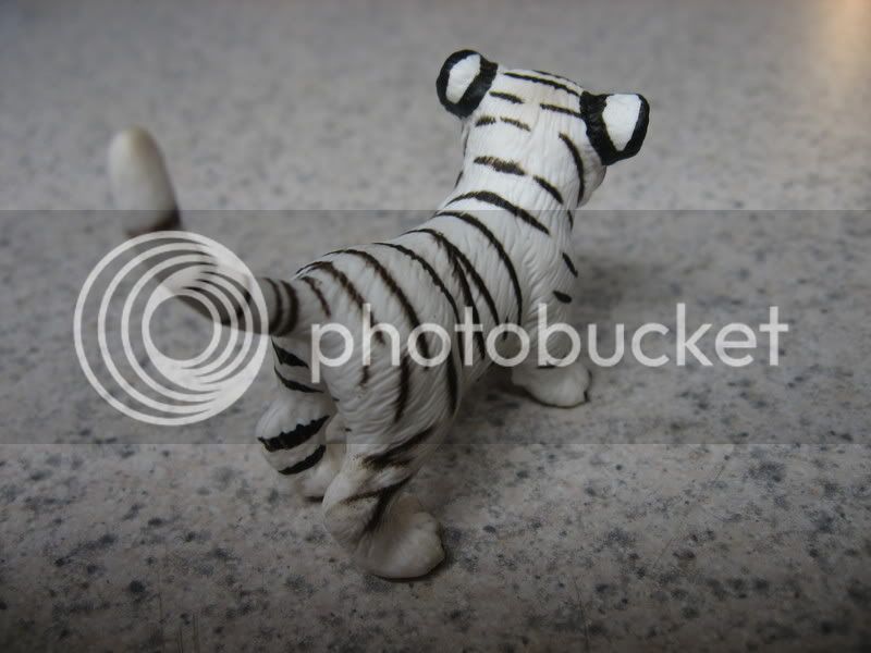 AnimalFigurines056.jpg