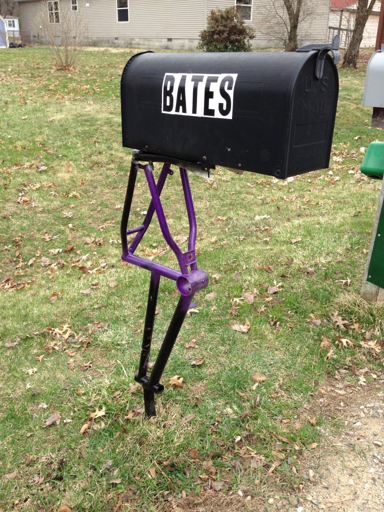 Bicycle Mail box post 1.jpg