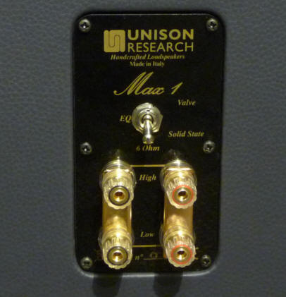 Unison-Max-1-Anschlussfeld-1.jpg