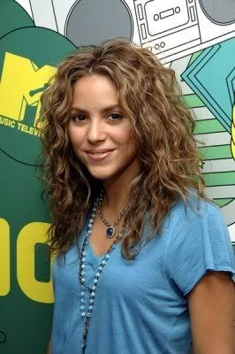 SHAKIRA-HAIR4.jpg