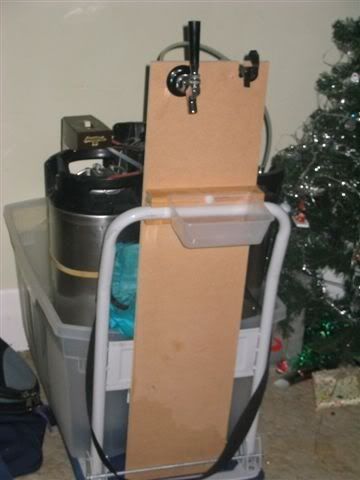 Xmasbeertrolley1.jpg