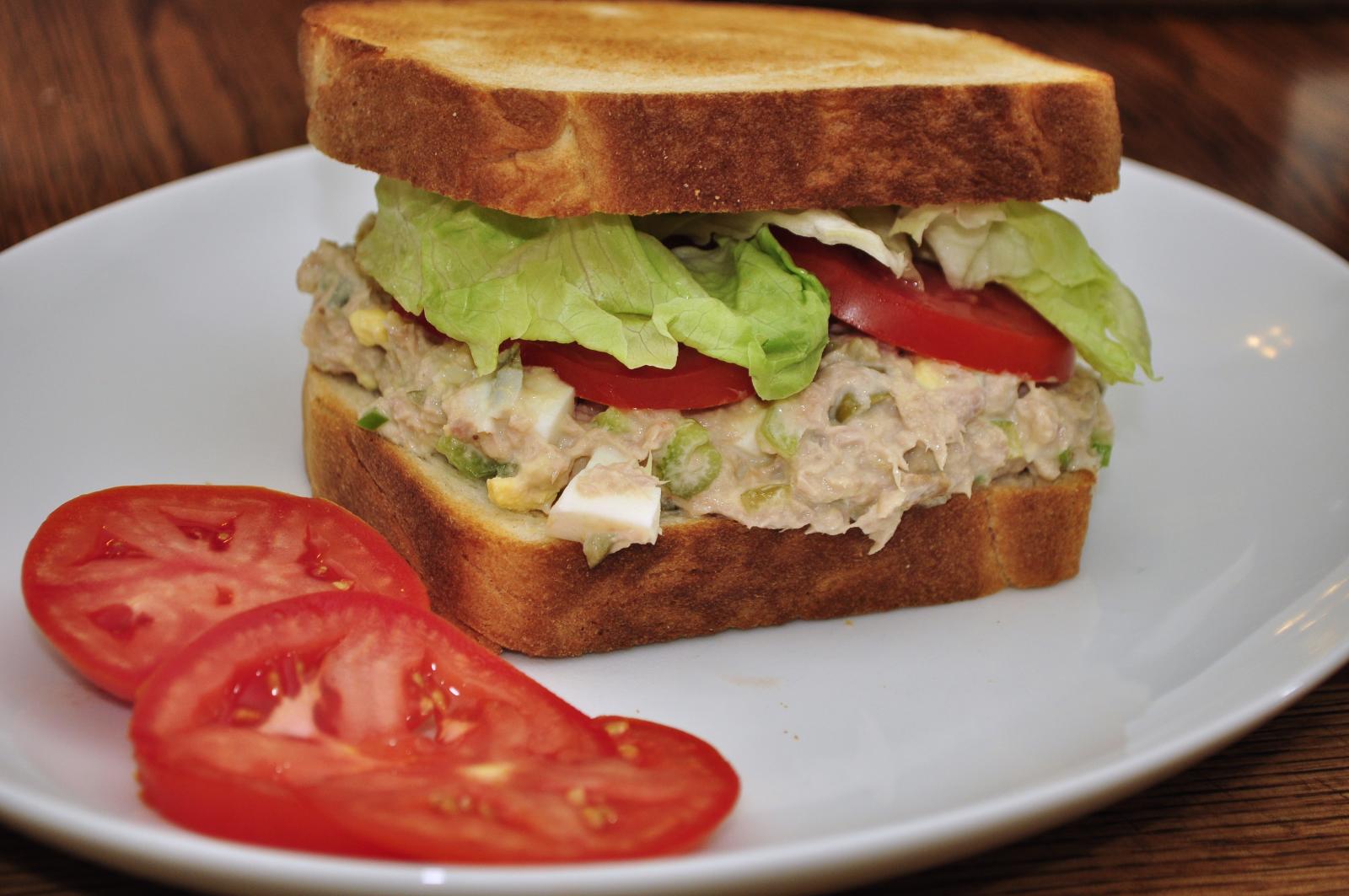 How-to-make-Tuna-salad-sandwich.jpg