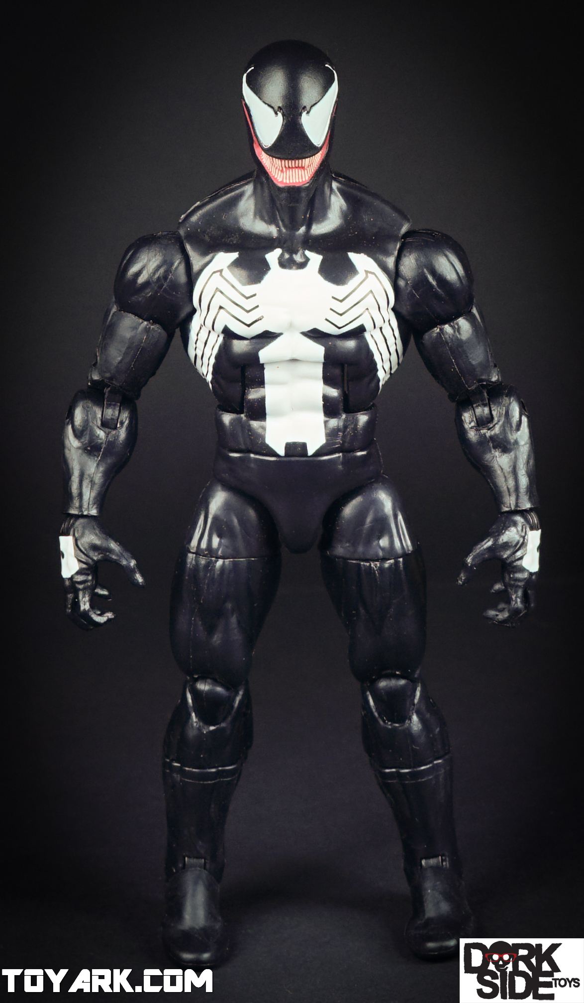 Marvel-Legends-Venom-004.jpg