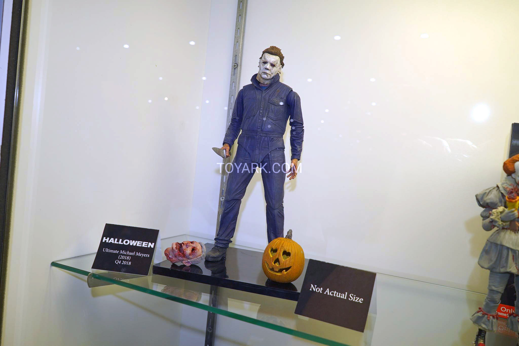 SDCC-2018-NECA-Halloween-010.jpg