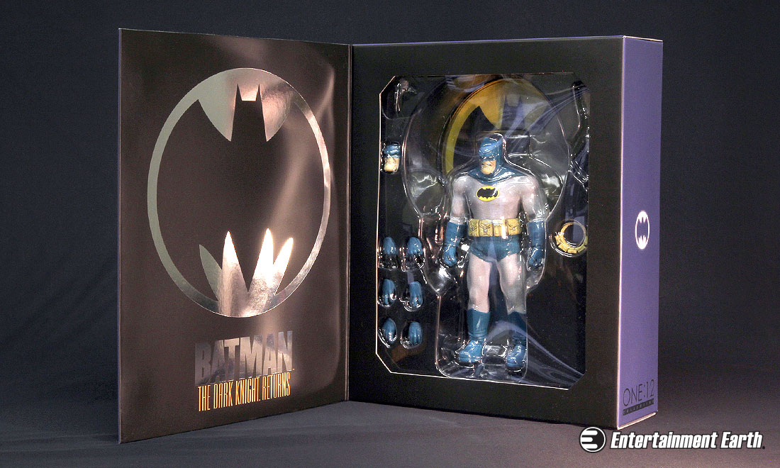 mezco-batman-dark-knight-one12-action-figure-04.jpg